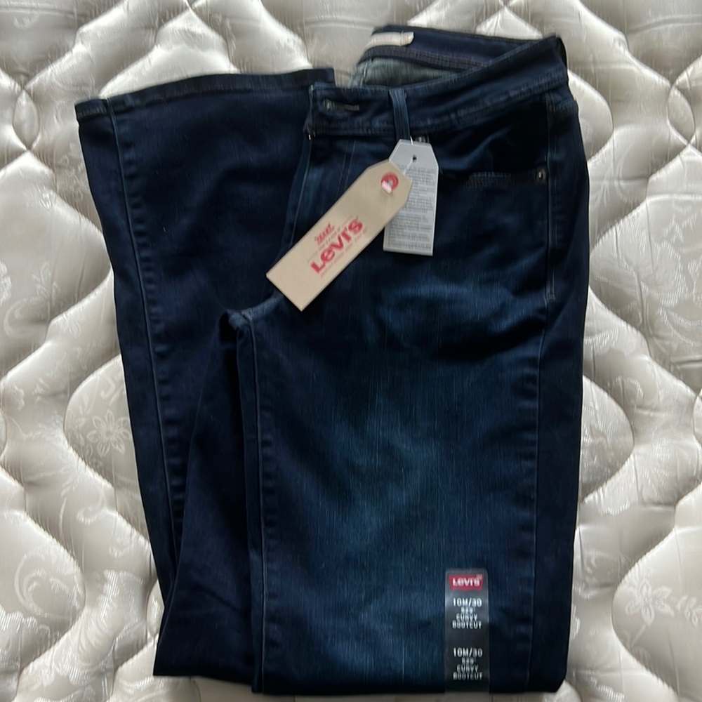 Levi jeans